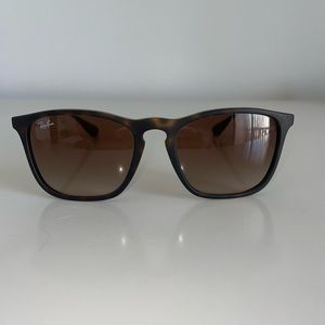 Ray-Ban Chris Sunglasses